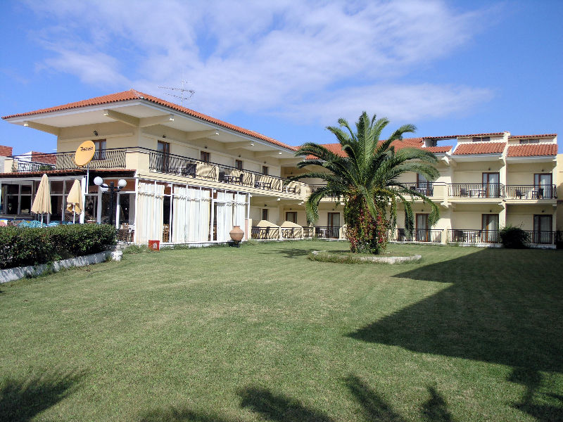Aristotelis Hotel Фурка Екстериор снимка