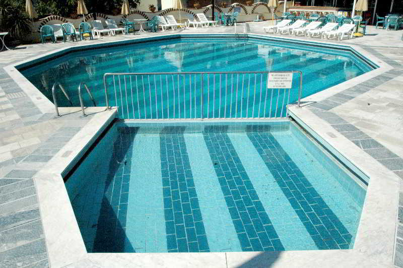 Aristotelis Hotel Фурка Екстериор снимка
