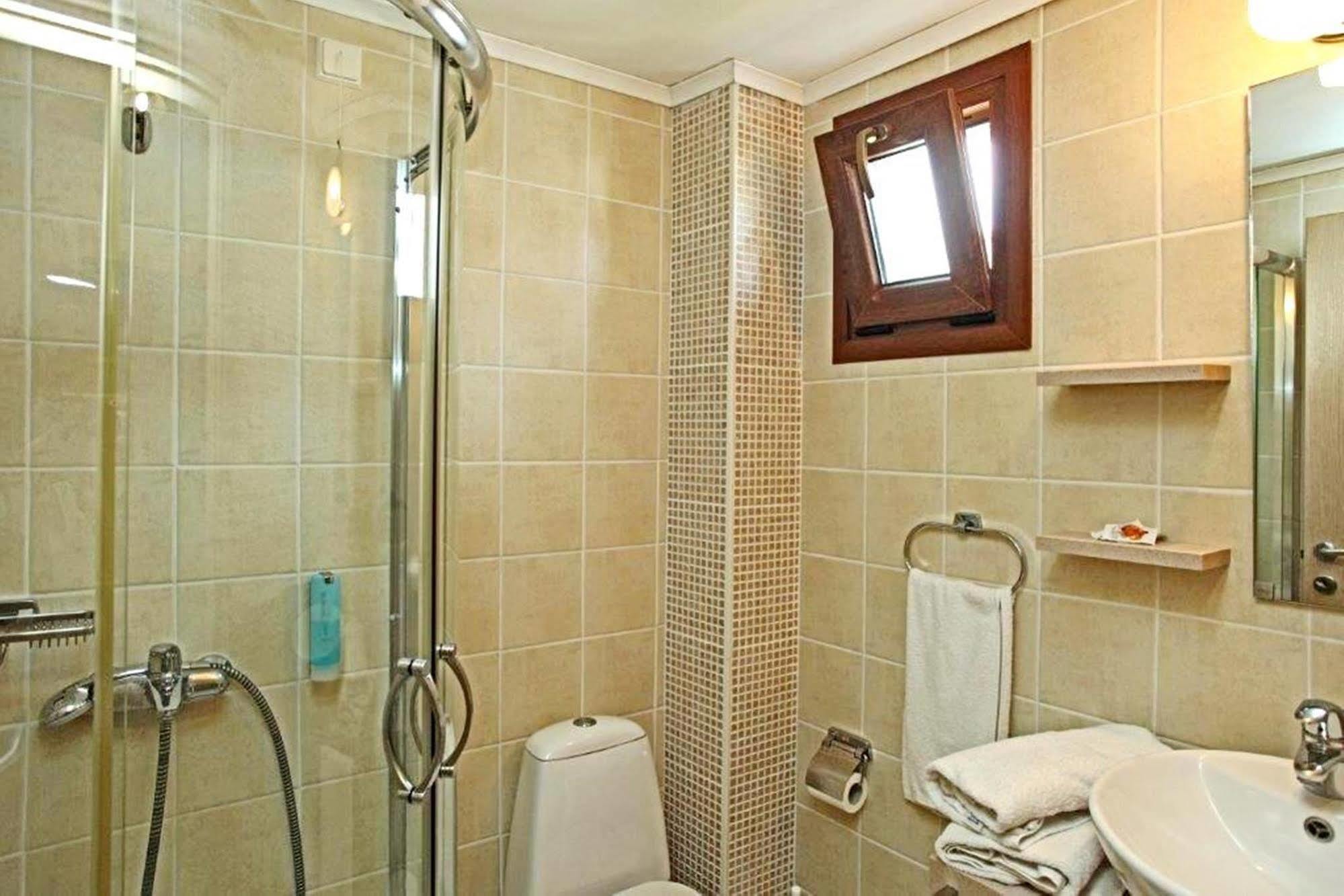 Aristotelis Hotel Фурка Екстериор снимка