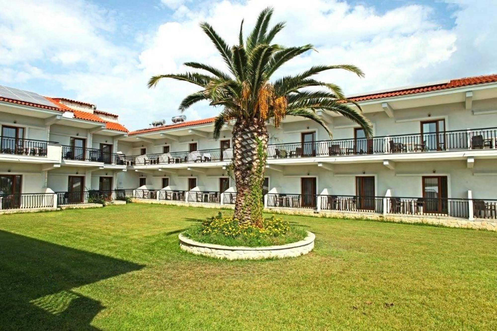 Aristotelis Hotel Фурка Екстериор снимка