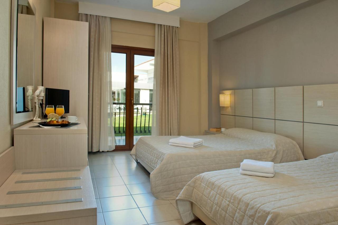 Aristotelis Hotel Фурка Екстериор снимка