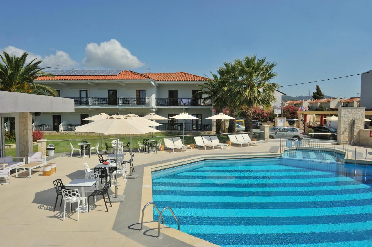 Aristotelis Hotel Фурка Екстериор снимка