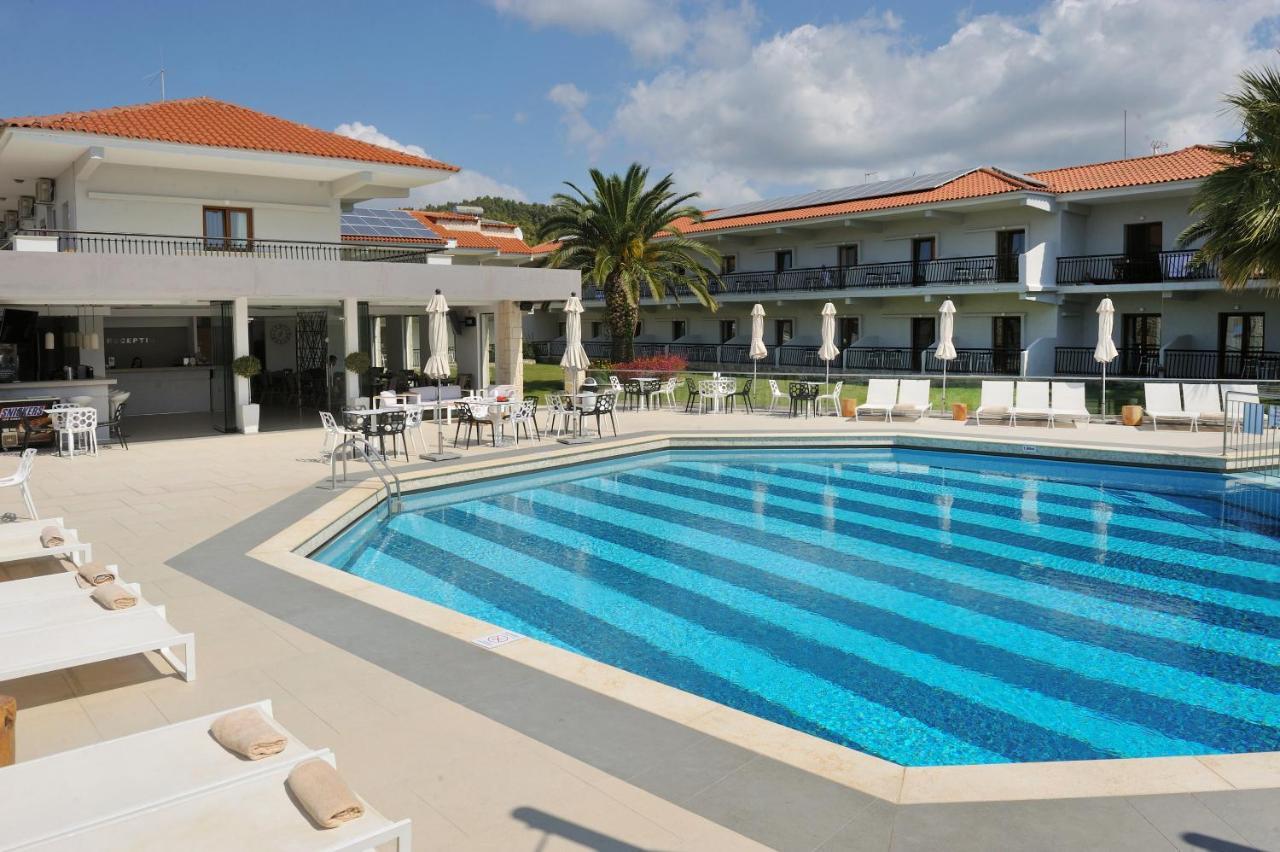 Aristotelis Hotel Фурка Екстериор снимка